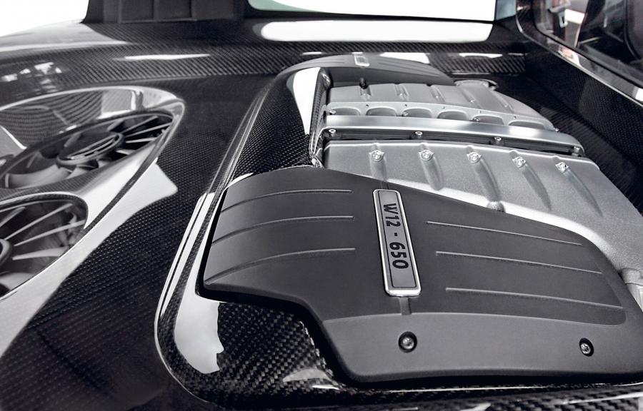  Volkswagen Golf GTi W12 650 Concept 2007 года  (фото 2 из 36)